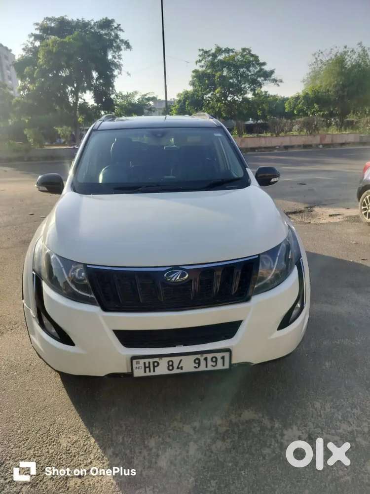 Mahindra Xuv500 2016 Diesel 80000 Km Driven