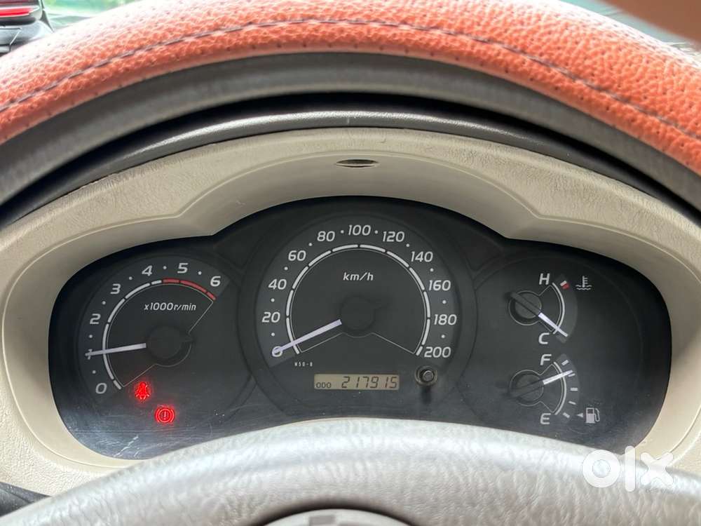 Toyota Innova 2.5 Manual 2011