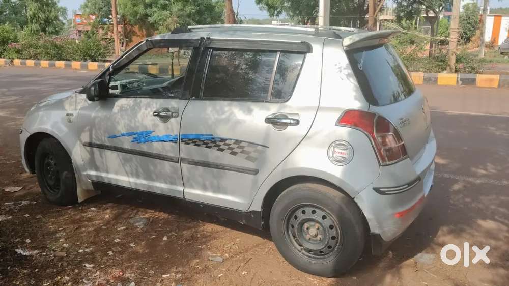 Maruti Suzuki Swift 2010 Diesel 60000 Km Driven