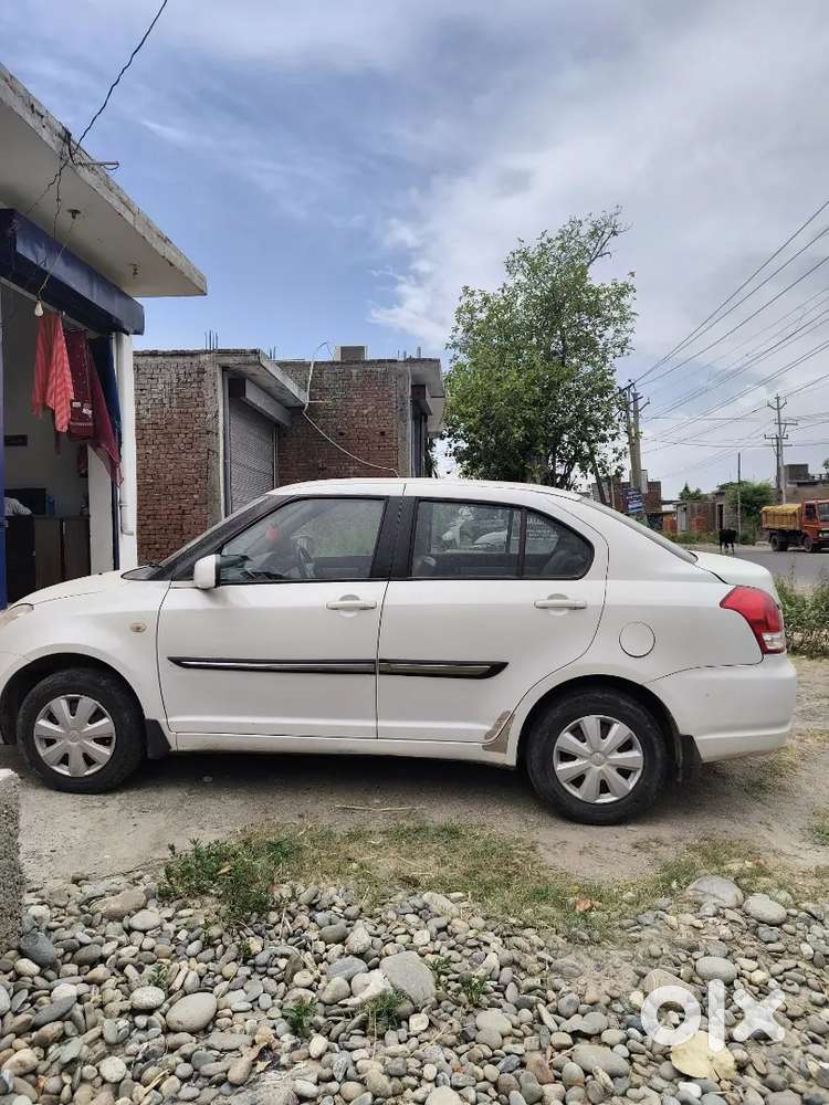 Maruti Suzuki Swift Dzire 2011 Petrol Well Maintained