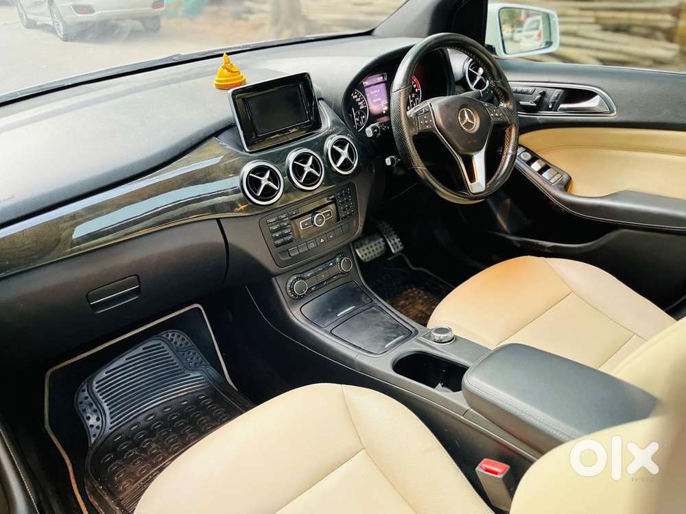 Mercedes-benz B Class 180 Sportz Petrol, 2015, Petrol