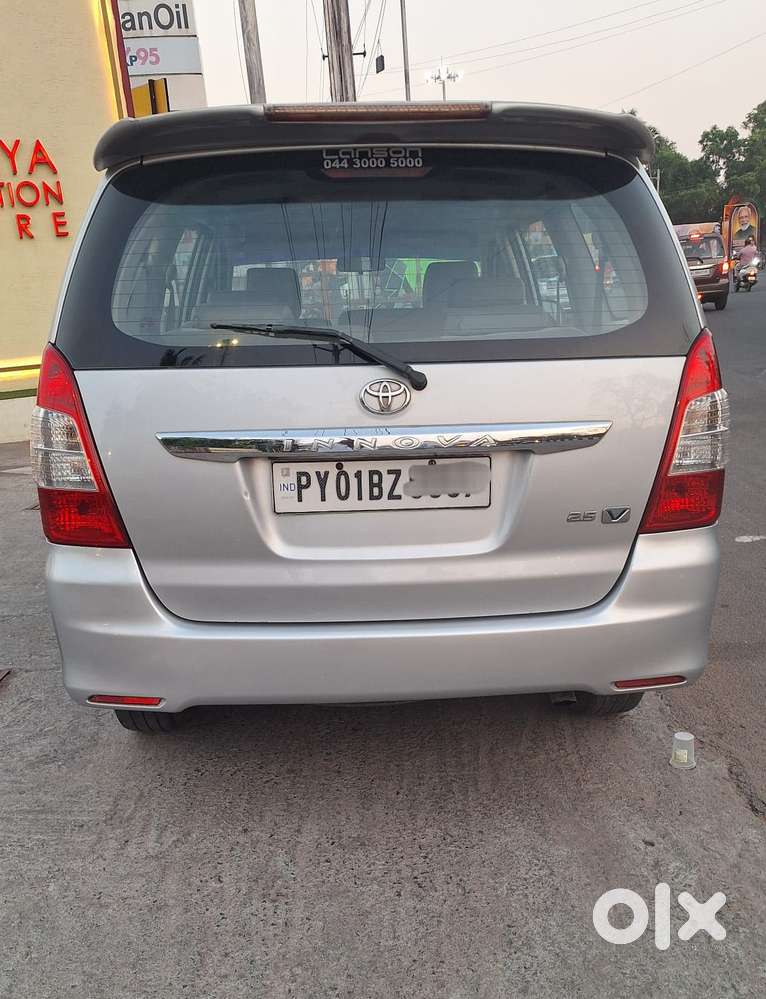 Toyota Innova 2.5 Vx (diesel) 8 Seater Bs Iv, 2013, Diesel