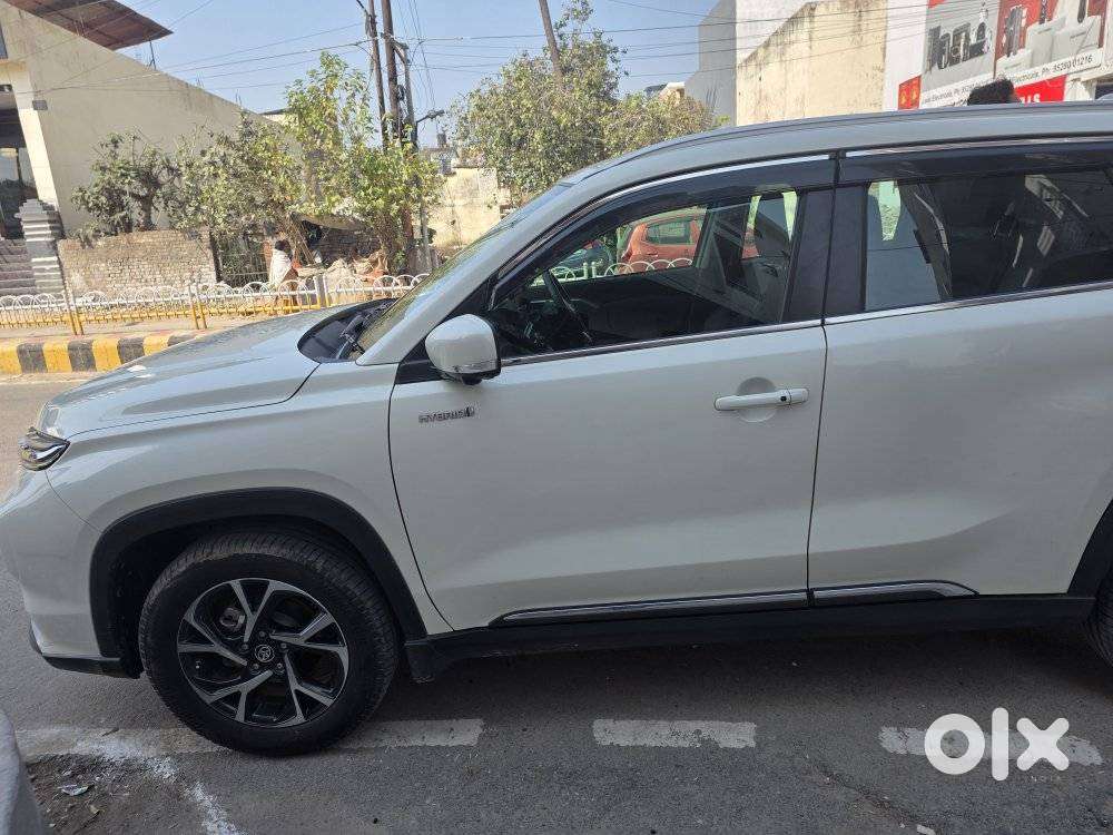 Toyota Urban Cruiser Hyryder V Hybrid Aero Edition, 2024, Petrol