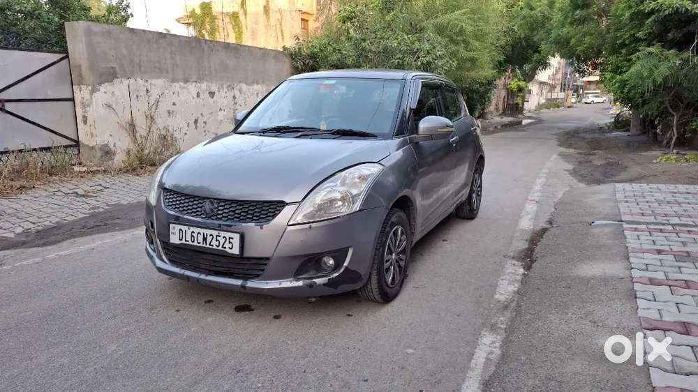 Maruti Suzuki Swift 2012 Diesel 105000 Km Driven
