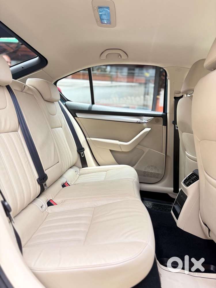 Skoda Octavia 1.8 Tsi At Style, 2018, Petrol