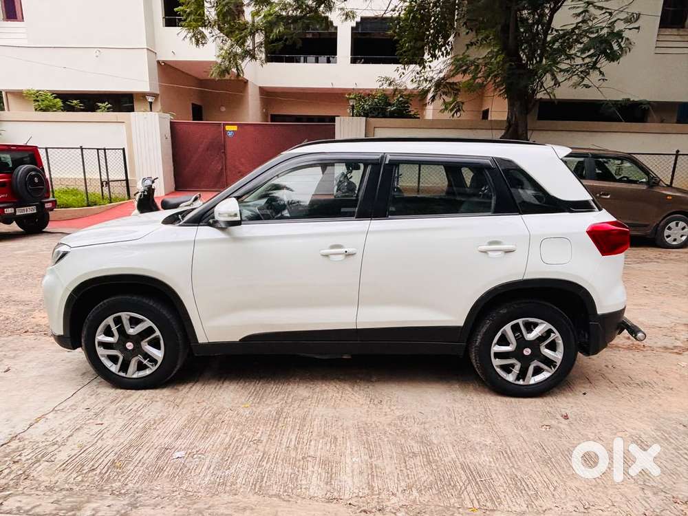 Maruti Suzuki Brezza 1.5 Vxi Smart Hybrid, 2021, Petrol