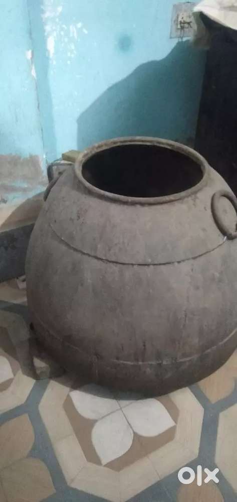 Iron tandoor