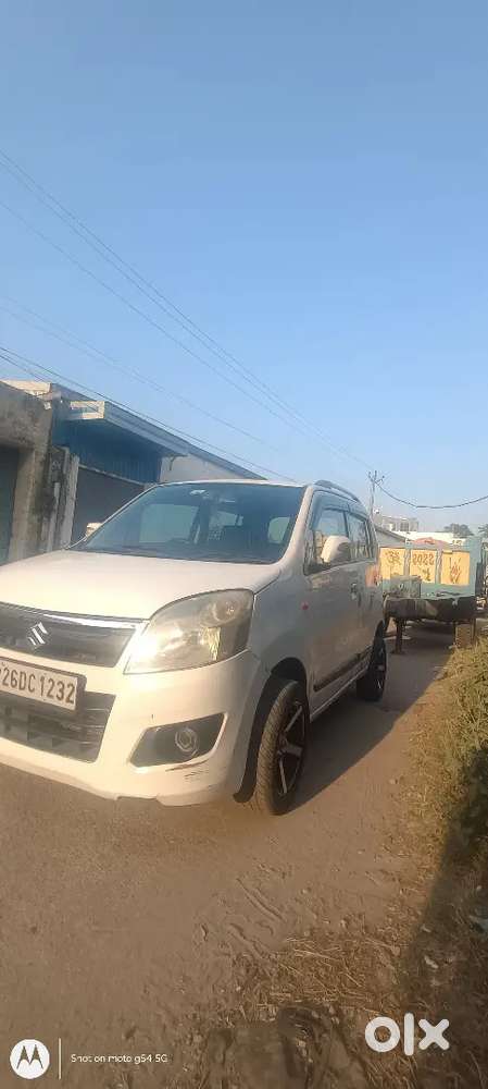 Maruti Suzuki Wagon R Lxi 2017 ,alloy Wheel Touch Screen Center Lock