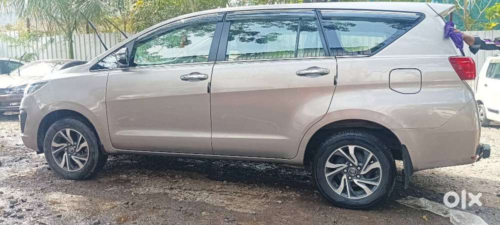 Toyota Innova Crysta 2.4 G Mt, 2021, Diesel