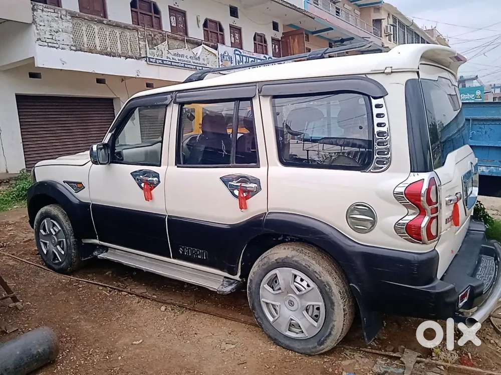 Mahindra Scorpio Diesel 2015