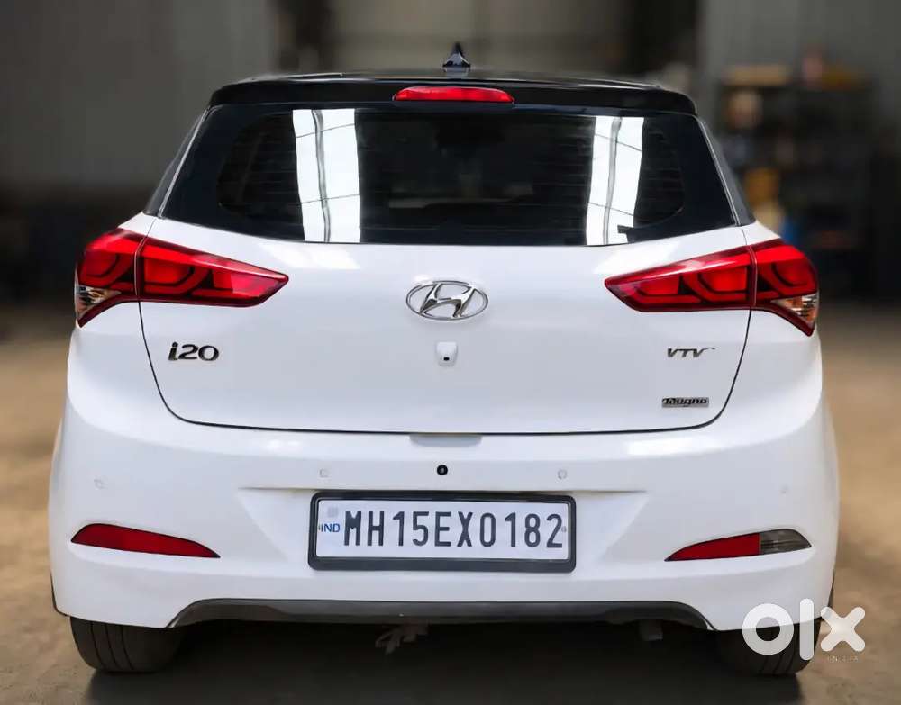 Hyundai Elite I20 2015 Petrol 122000 Km Driven For Urgent Sale