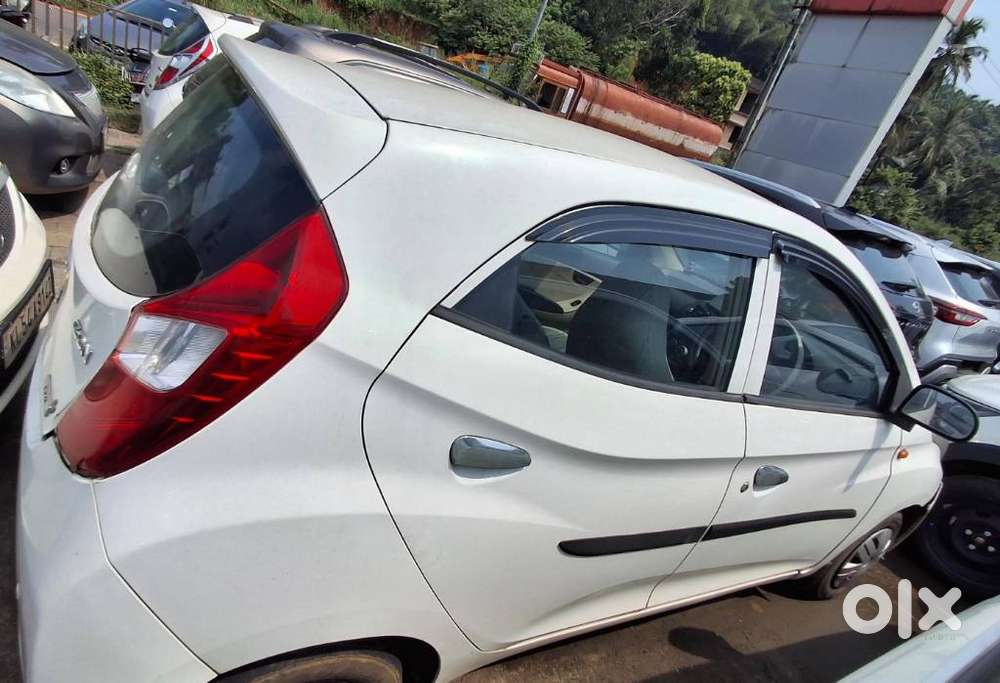 Hyundai Eon 0.8 Magna (o), 2011, Petrol