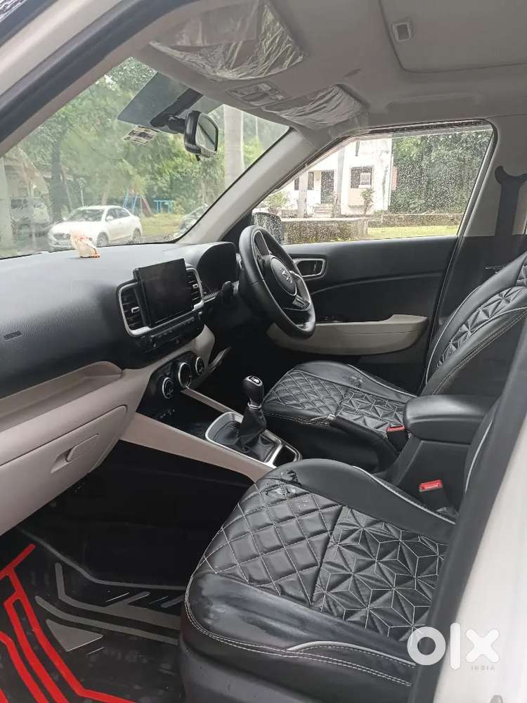 Hyundai Venue Petrol Sx 2023