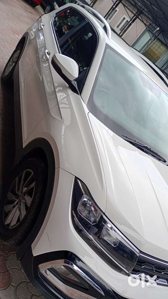 Volkswagen Taigun 1.0 Tsi Highline At, 2022, Petrol