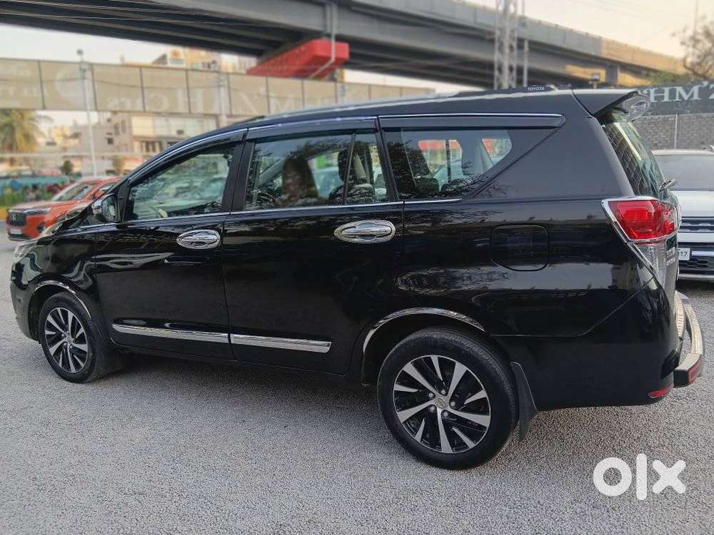 Toyota Innova Crysta 2.8z Automatic, 2021, Diesel