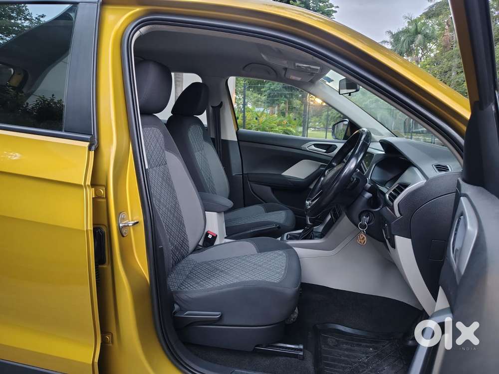 Volkswagen Taigun 1.0 Tsi Highline At, 2022, Petrol