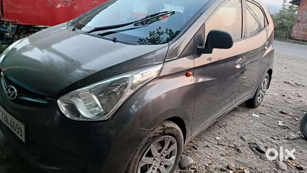 Hyundai Eon 2017 Petrol Well Maintained