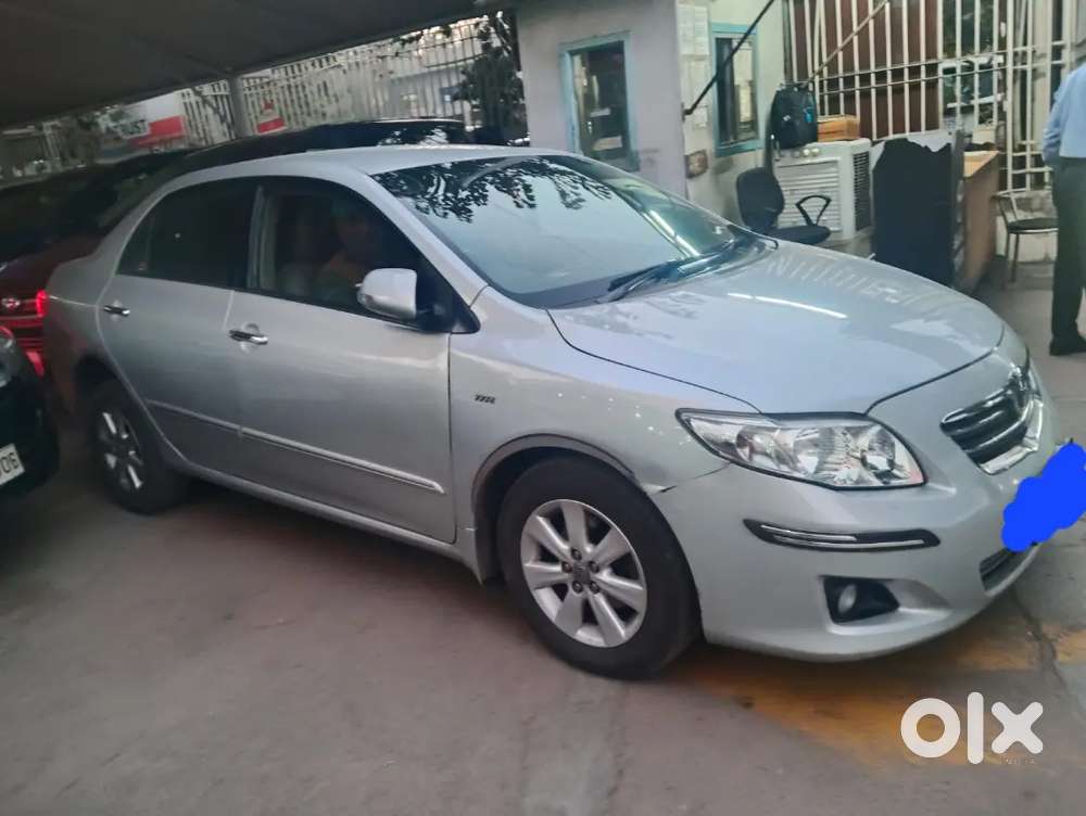 Toyota Corolla Altis 2011
