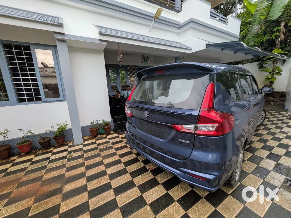 Maruti Suzuki Ertiga 2024 Petrol 29000 Km Driven