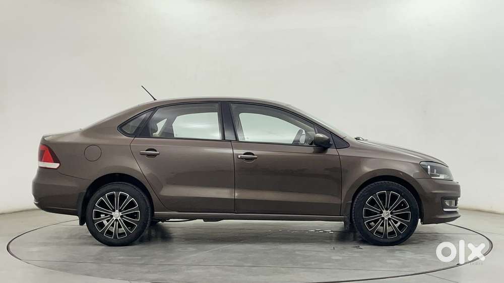 Volkswagen Vento 1.2 Tsi Highline At, 2016, Petrol