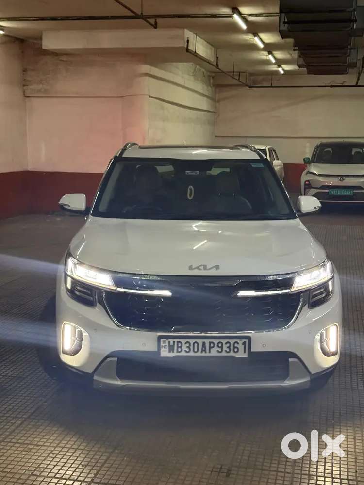Kia Seltos Petrol Manual 2024 Year , Panaramic Sunroof