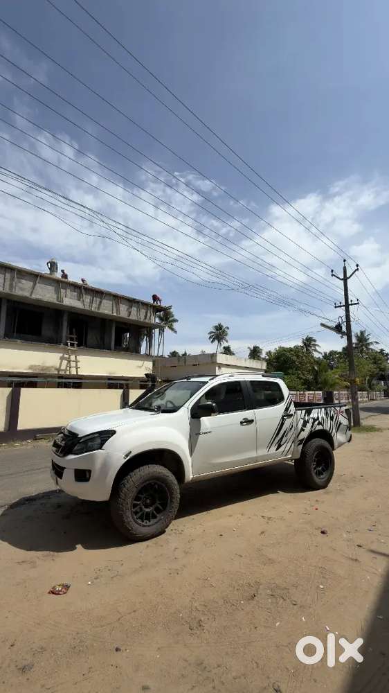 Fully Modified Isuzu D-max V-cross 2017 Diesel Showroom Maintained