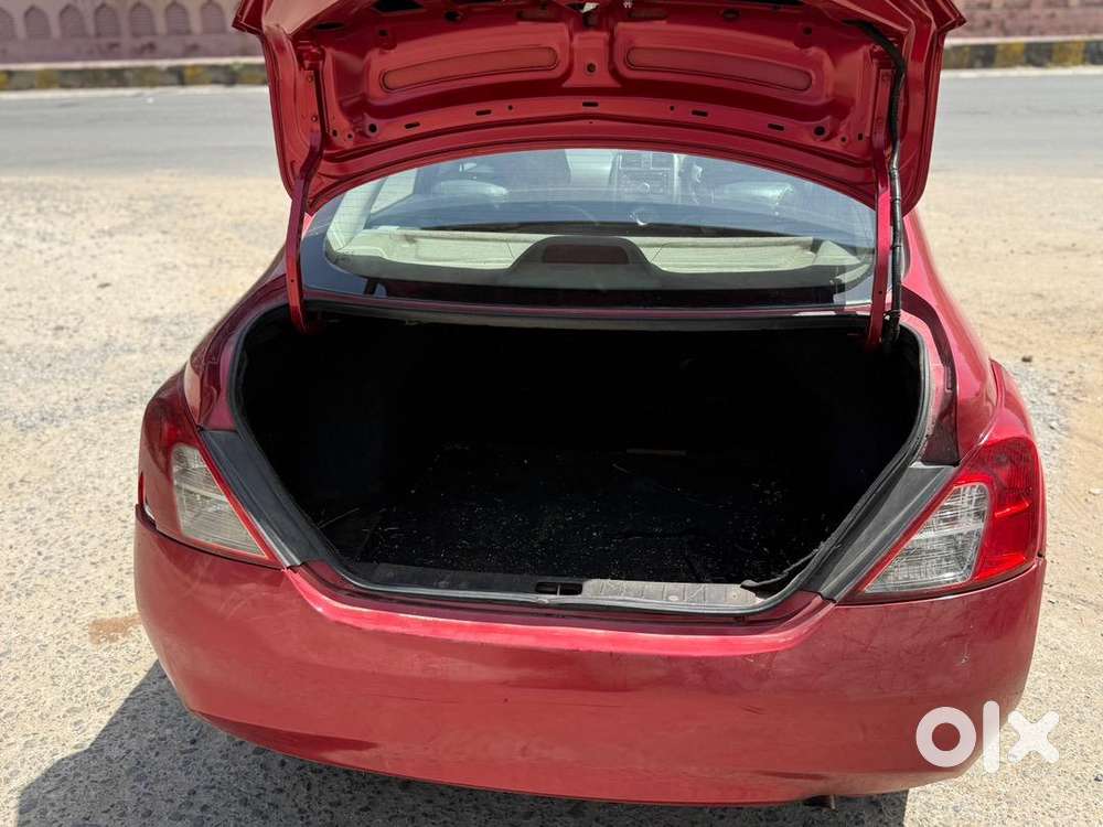 Nissan Sunny 2017 Diesel Top Model