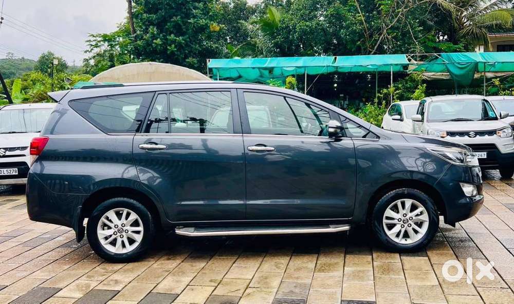 Well Maintained Toyota Innova Crysta. Original Kerala