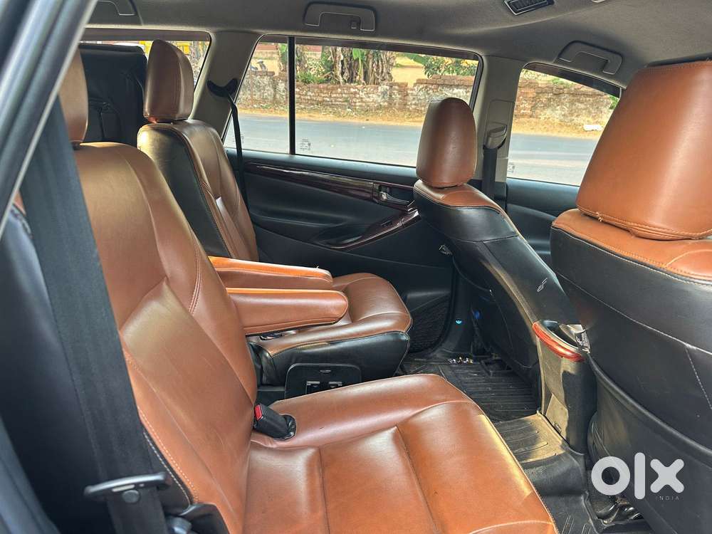 Toyota Innova Crysta G 7 Str, 2016, Diesel