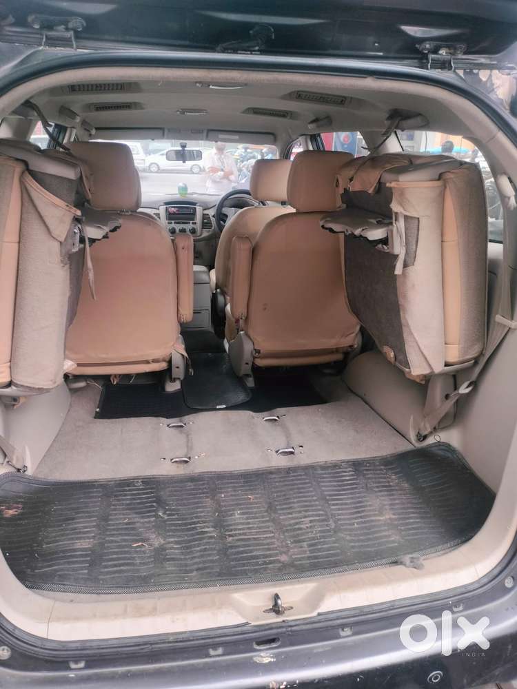 Toyota Innova 2.5 G (diesel) 7 Seater Bs Iv, 2013, Diesel