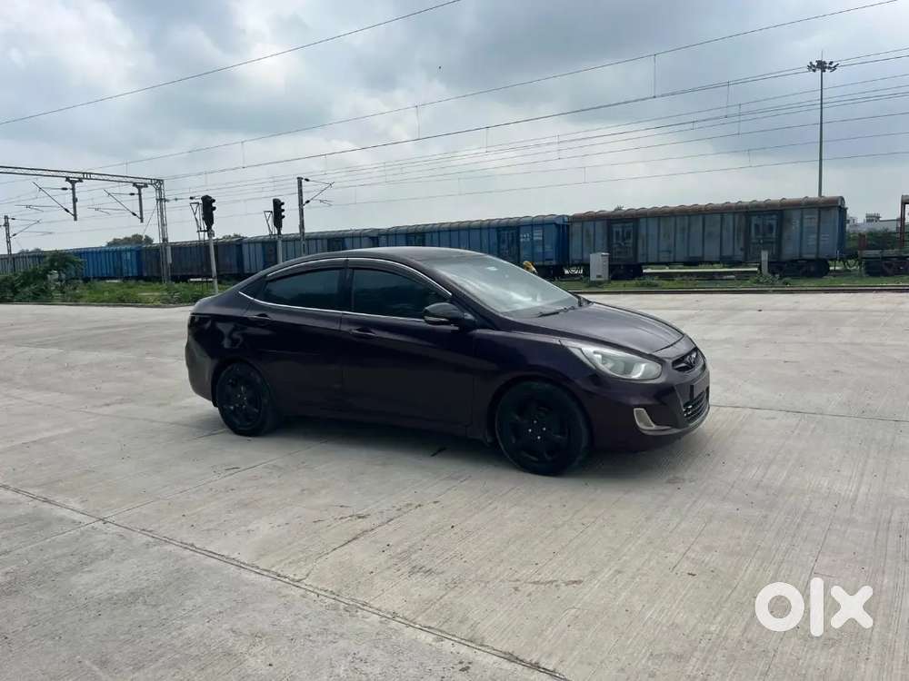 Hyundai Verna 1.6 Sx 2012