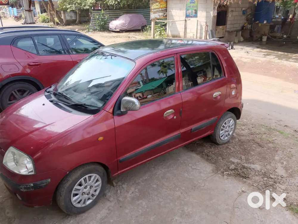 Hyundai Santro Selling