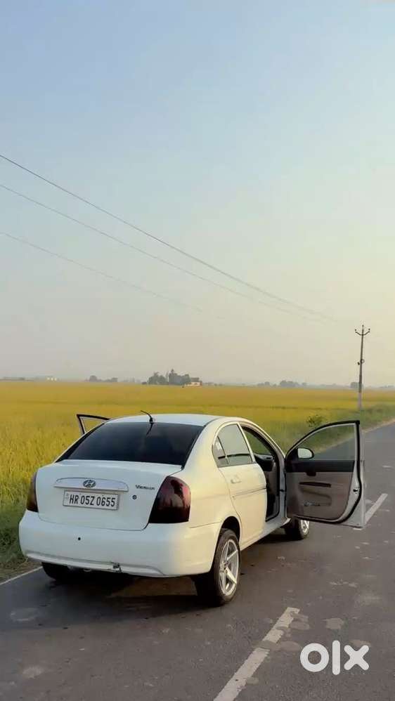 Hyundai Verna Petrol Manual 2009