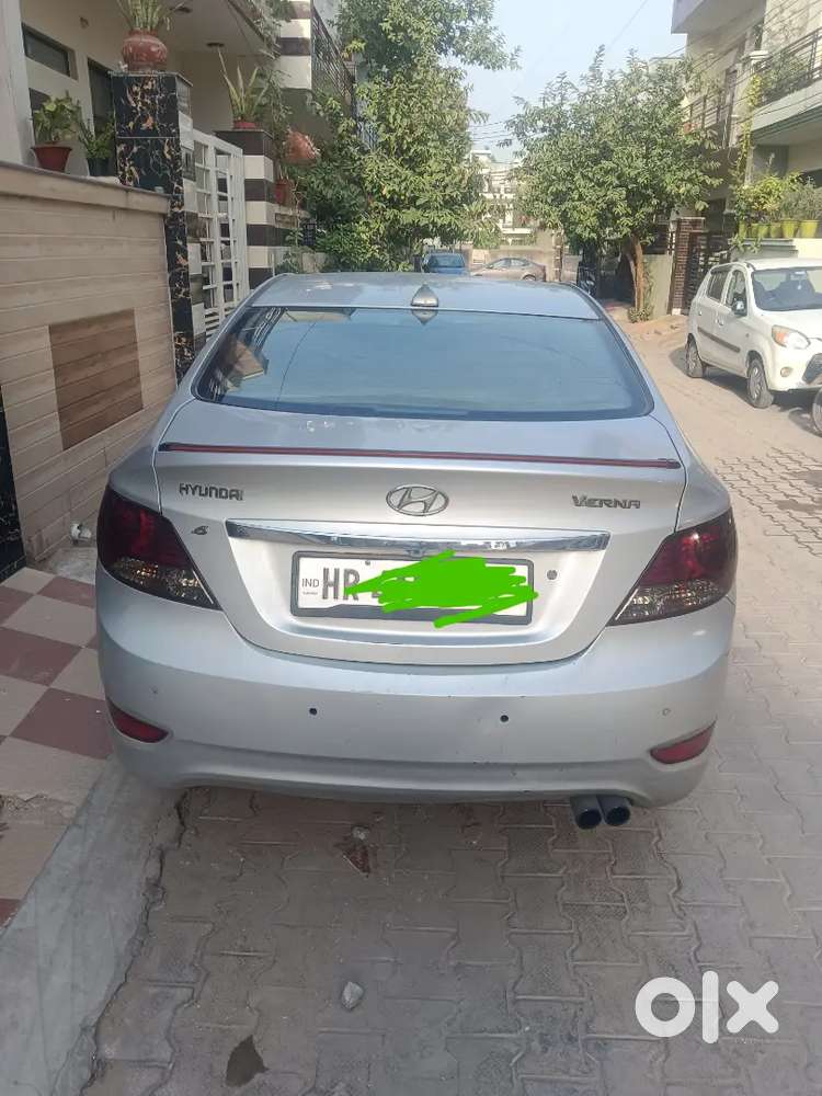 Hyundai Verna 2013 Diesel 120000 Km Driven