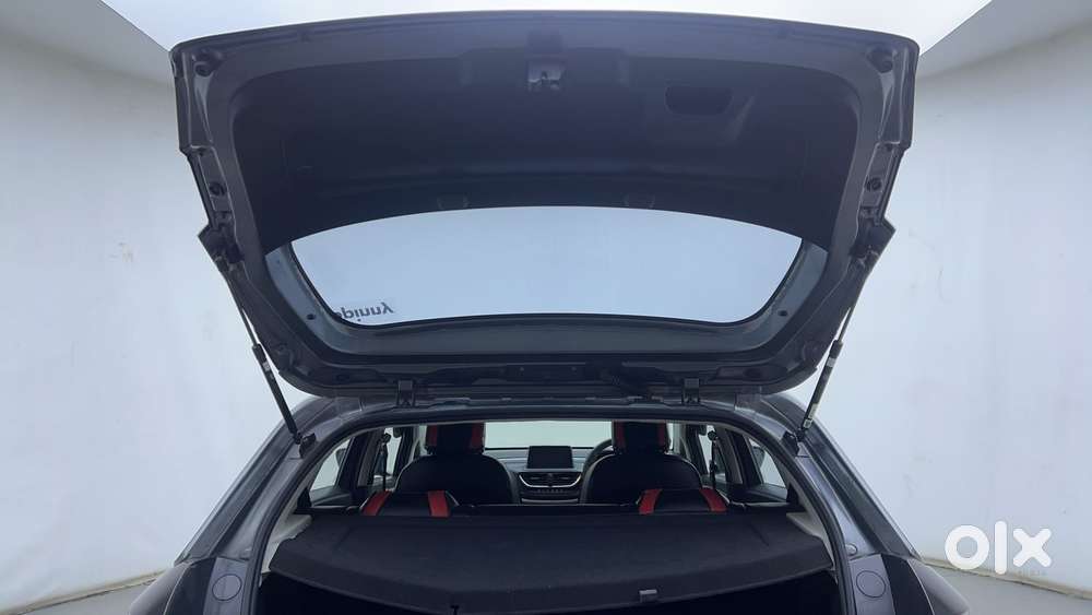 Tata Altroz 1.2 Xm Plus, 2022, Petrol