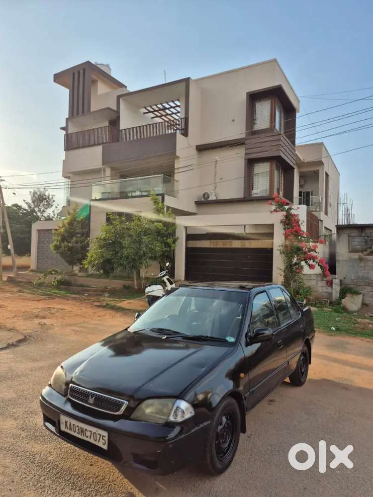 Maruti Suzuki Esteem 2004 Vxi