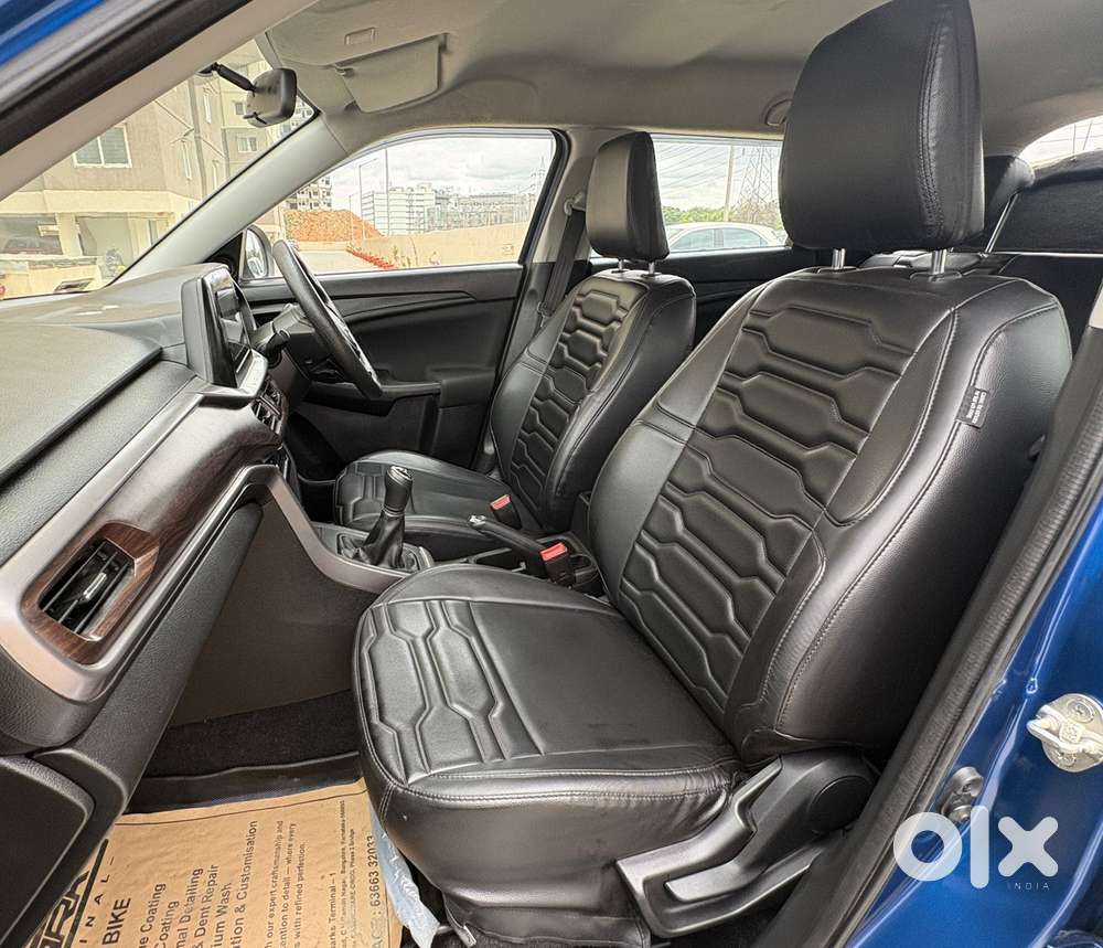 Maruti Suzuki Brezza 1.5 Vxi At Smart Hybrid, 2022, Petrol