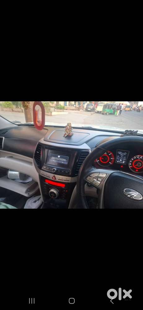 Mahindra Xuv 3oo W8 Auto