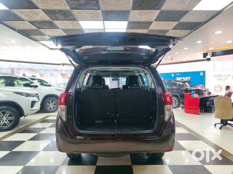 Toyota Innova Crysta Zx 2.4 Diesel 7 Seater, 2016, Diesel