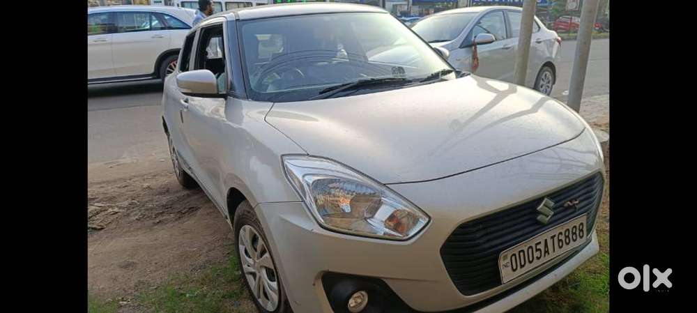 Maruti Suzuki Swift Vxi + Manual, 2019, Petrol