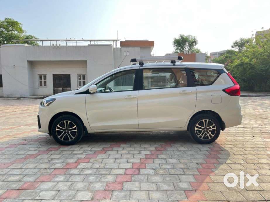 Maruti Suzuki Ertiga Vxi (o) Cng, 2025, Petrol