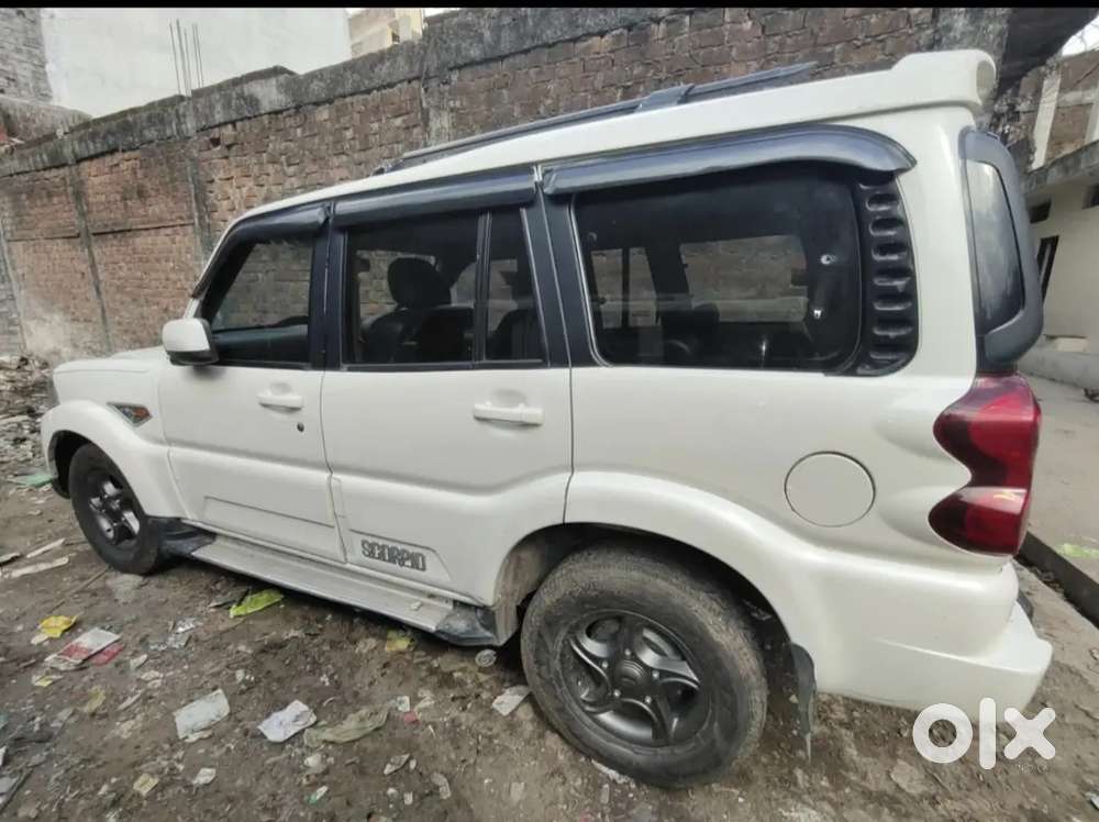 Mahindra Scorpio Classic 2010
