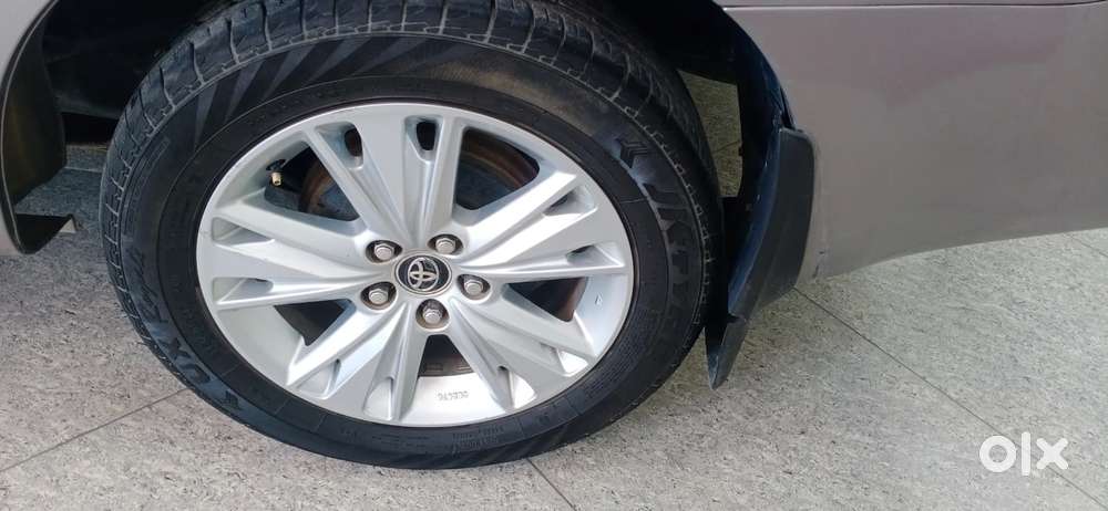 Toyota Innova Crysta 2.8z Automatic, 2018, Diesel
