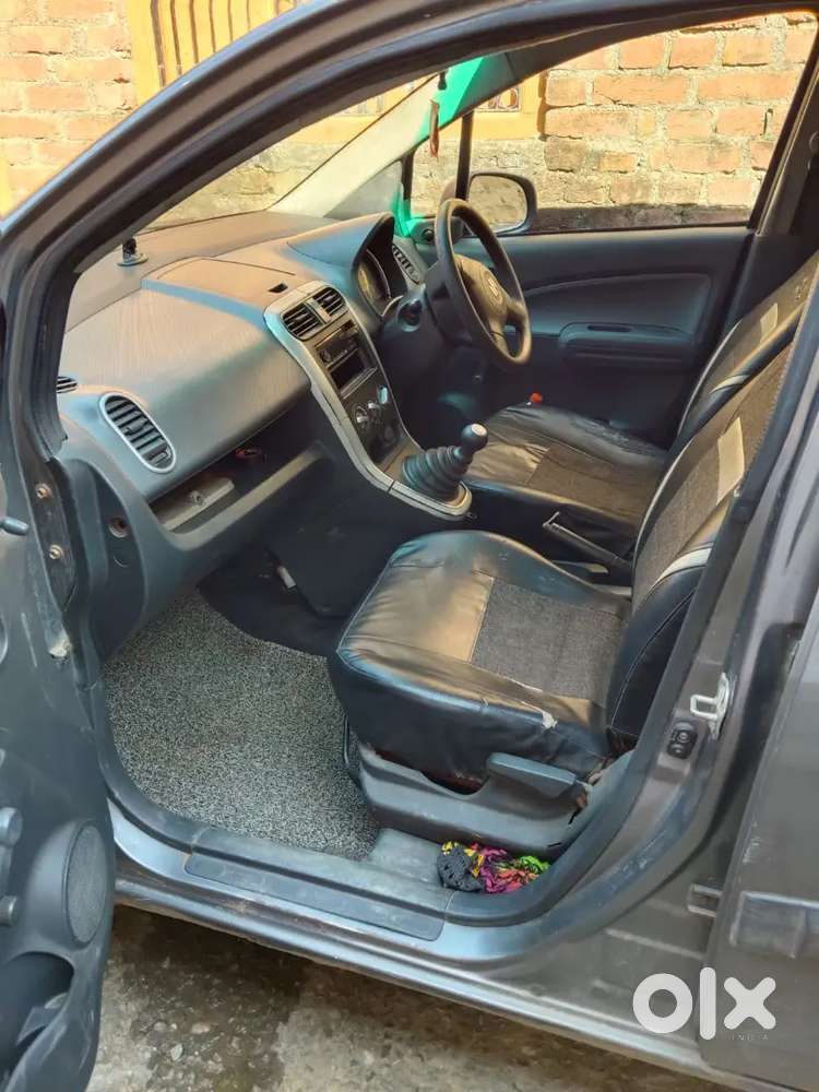Maruti Suzuki Ritz Petrol 2011