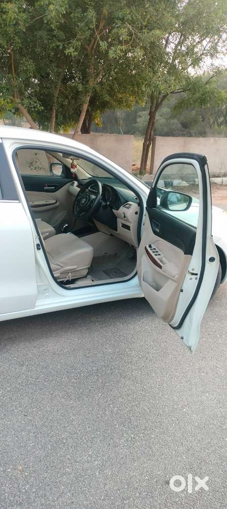 Maruti Suzuki Dzire 1.2 Zxi Amt, 2018, Petrol