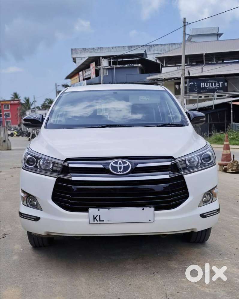 Toyota Innova Crysta 2.4 V 8 Str, 2018, Diesel