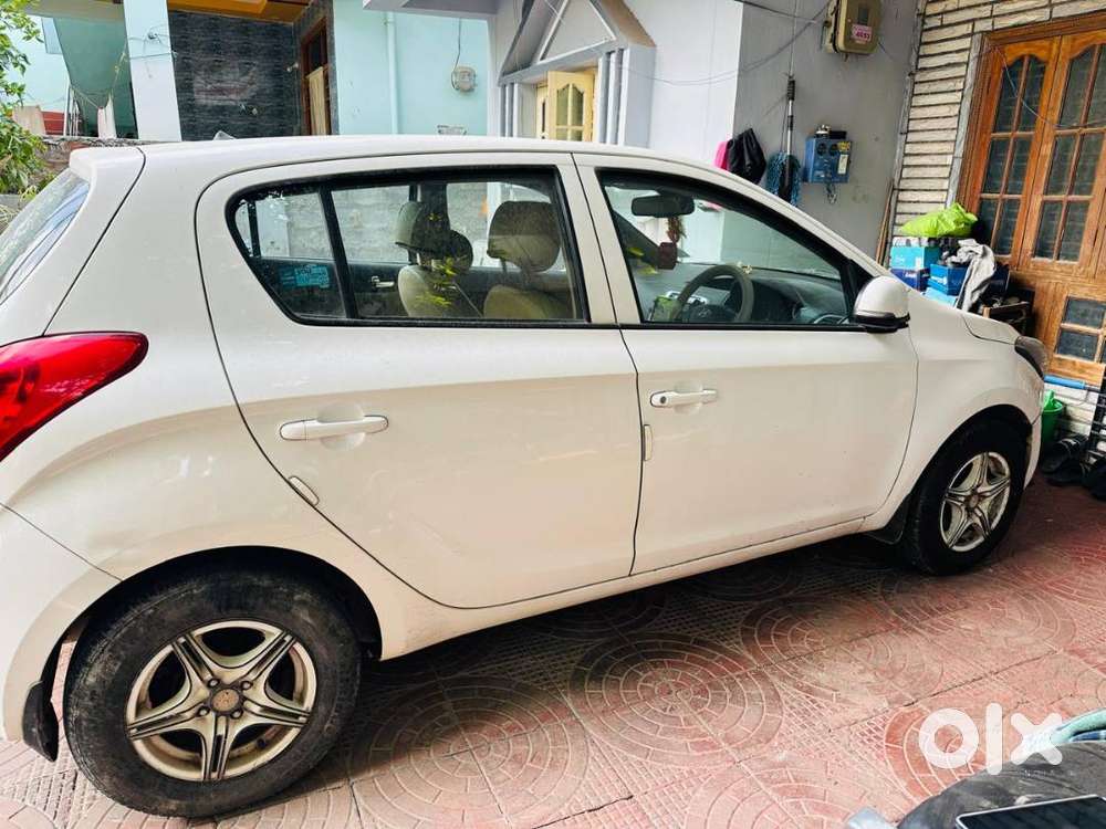 Hyundai I20 2013 Diesel Well Maintained And Excellent Condition
