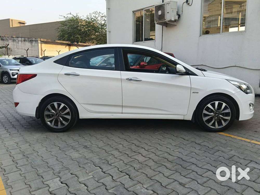 Hyundai Verna Vtvt 1.6 At Sx Option, 2015, Petrol