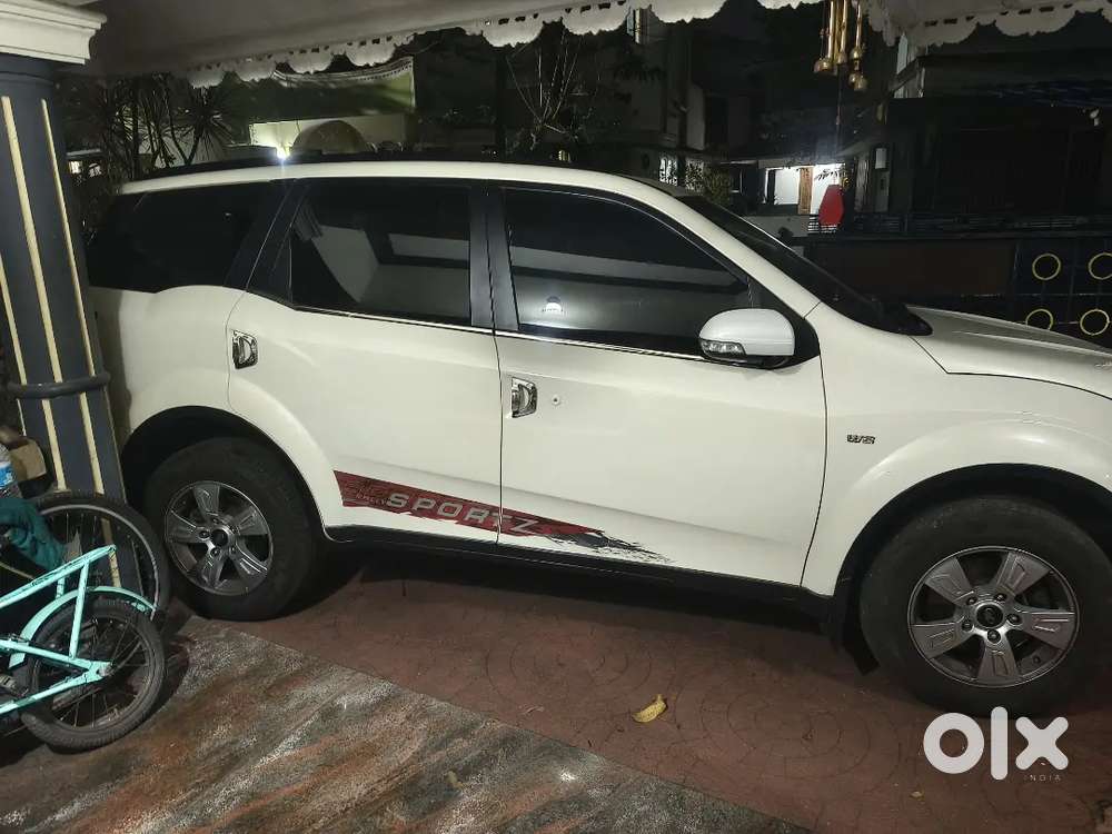 Mahindra Xuv500 W8 2013