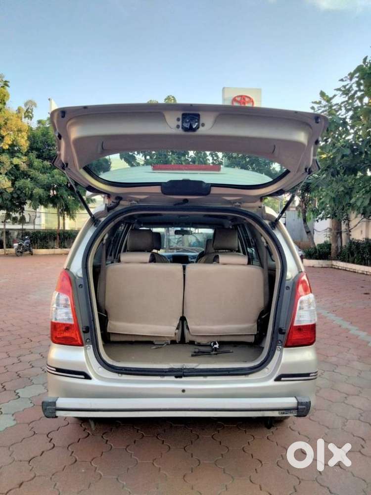 Toyota Innova 2.5 V 7 Str, 2012, Diesel